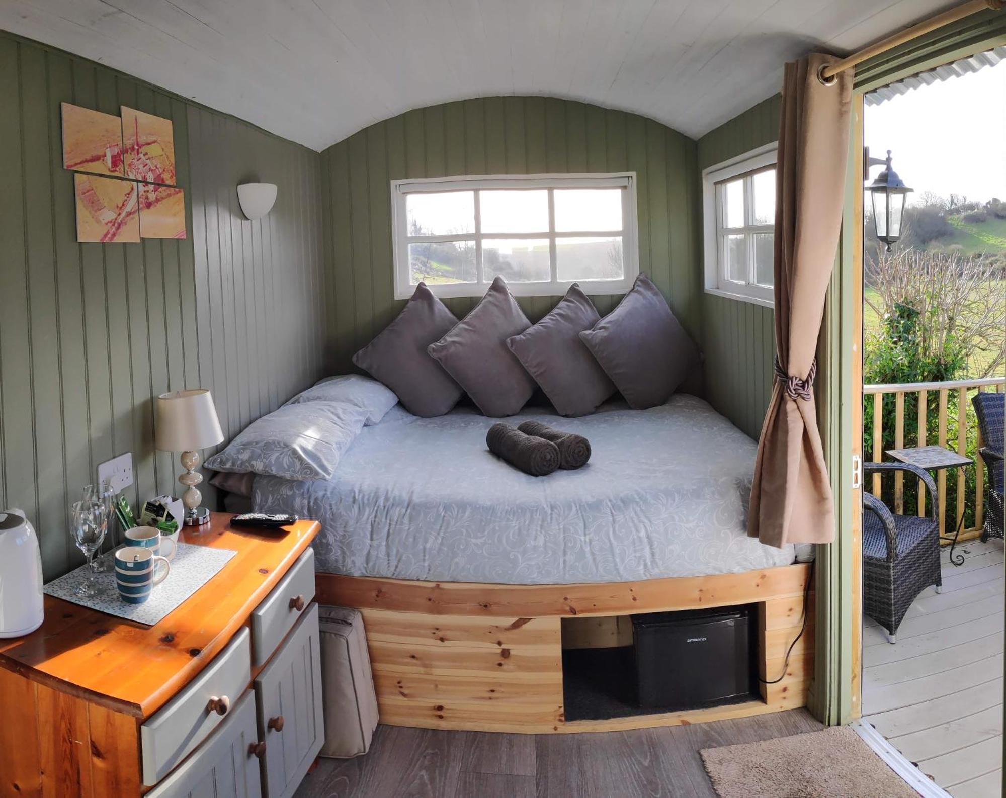 Shepherds Hut Weymouth Eksteriør billede